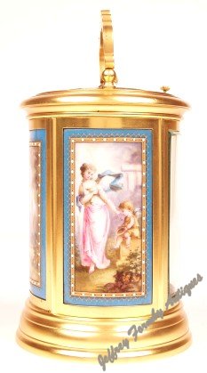 Porcelain side panel